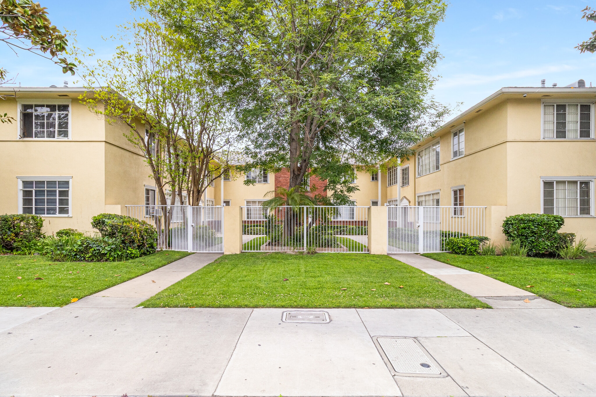 1601 N Flower St, Santa Ana, CA for Sale