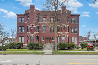 Bay City, MI Apartments - 814 Center