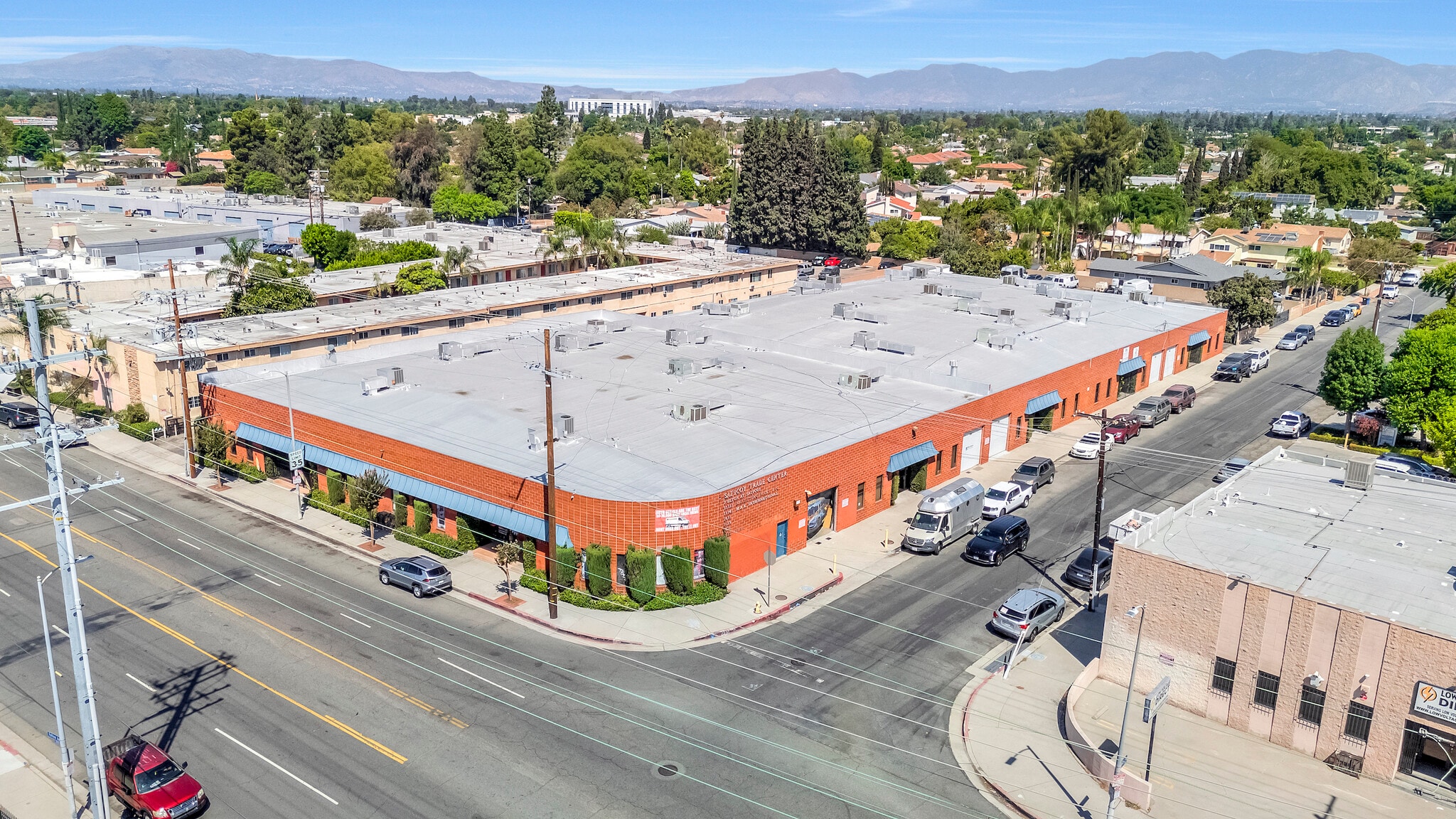 13333-13345 Saticoy St, North Hollywood, CA for Sale