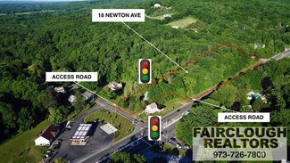 18 NEWTON AVE  