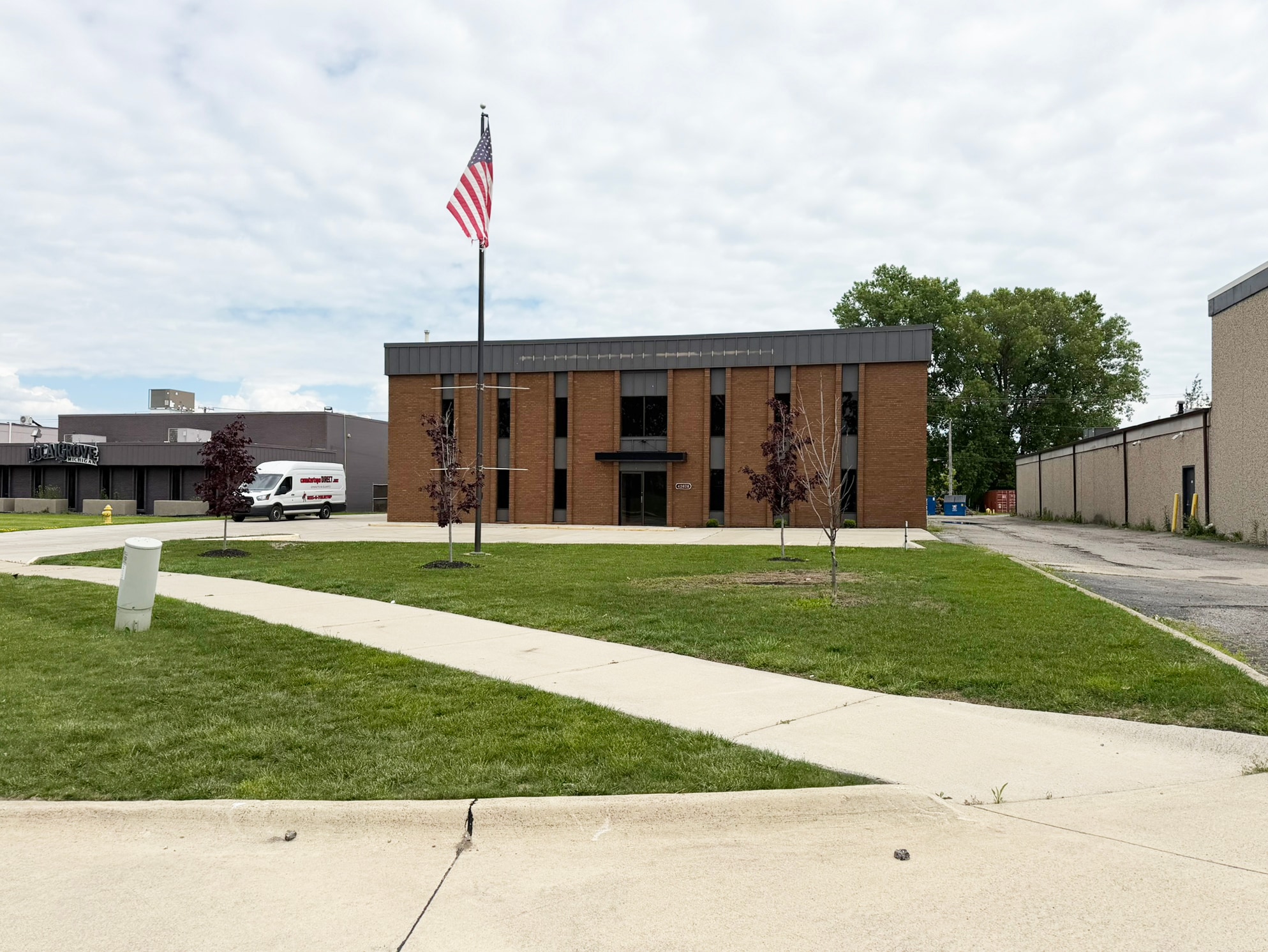 42628 Executive Dr, Harrison Township, MI for Rent