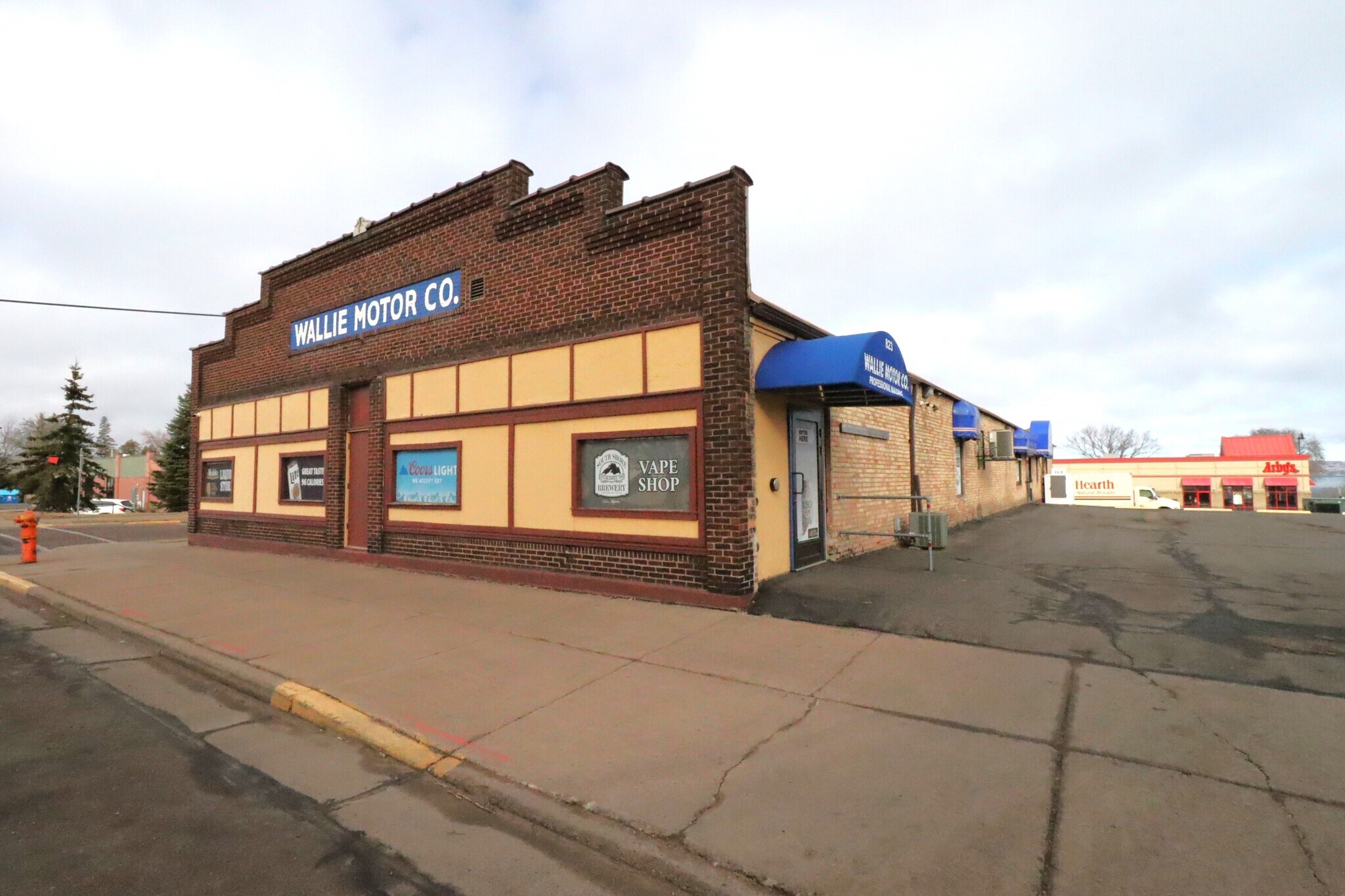 823 Main St W, Ashland, WI for Rent