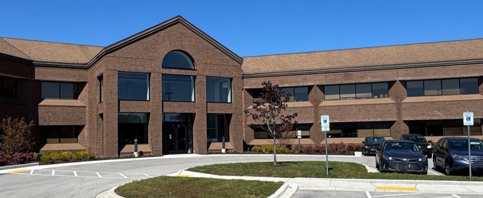 8989 N Port Washington Rd, Bayside, WI for Rent