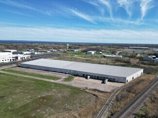 Neenah, WI Warehouse - 2435 Schultz Rd