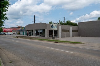 Bloomington, IN Storefront - 515 S Walnut St