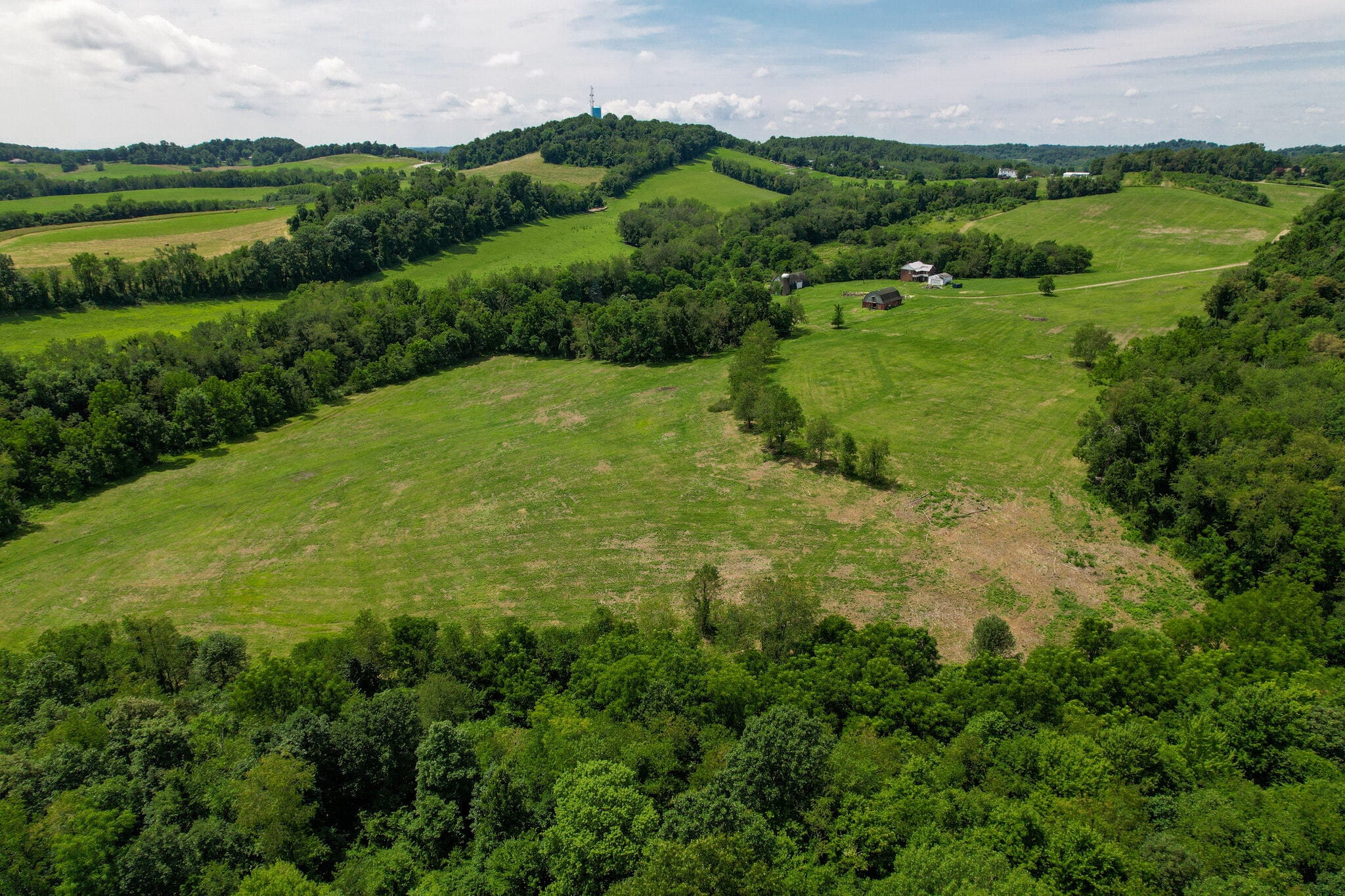 312 Vance Dr, Burgettstown, PA for Sale