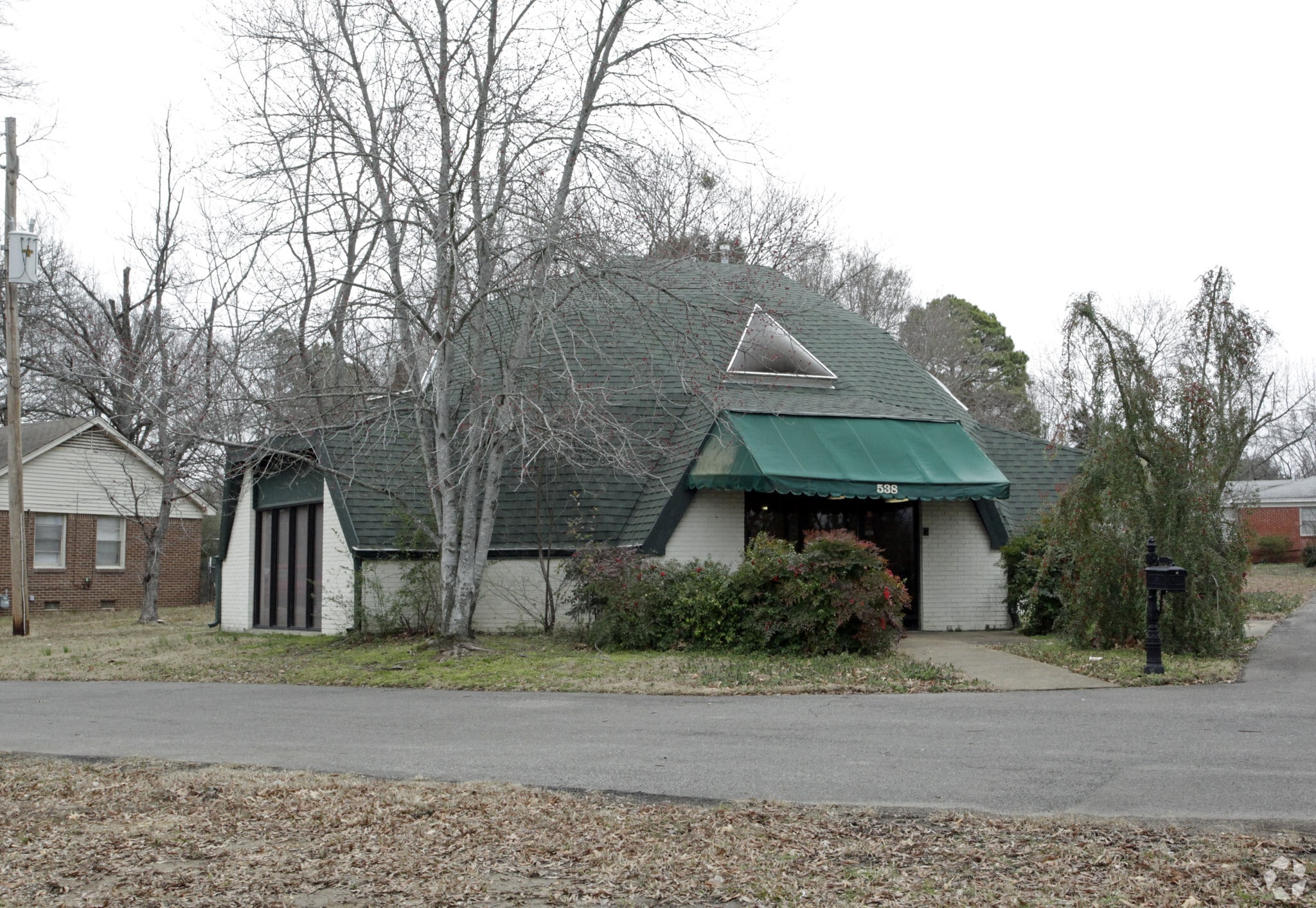 538 S Center St, Collierville, TN for Sale