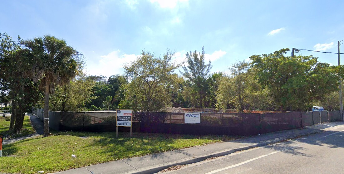 2700 W Sample Rd, Pompano Beach, FL for Rent