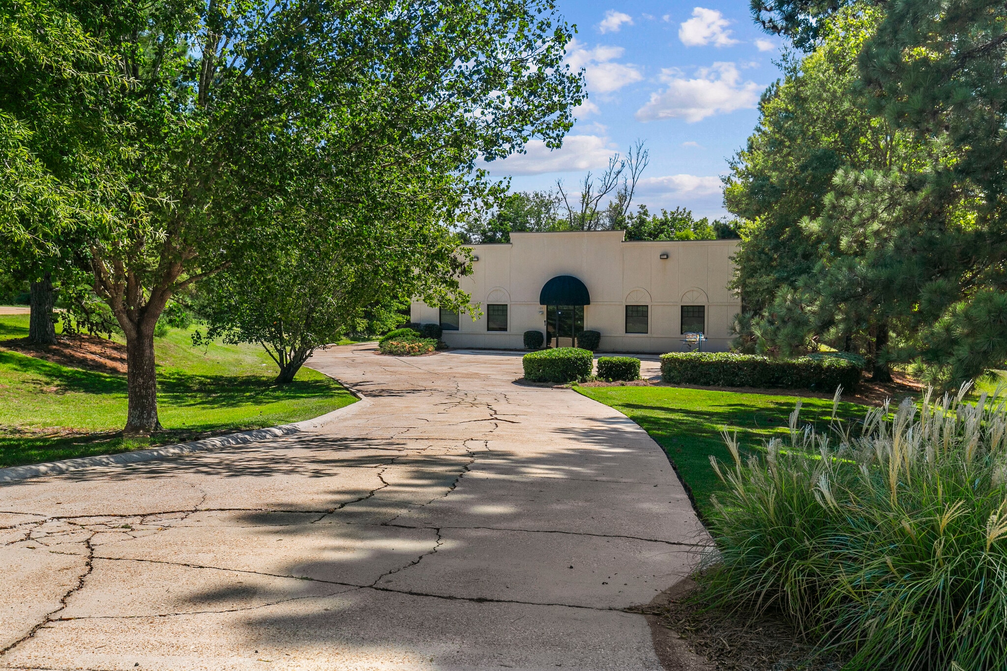 125 Solleftea Dr, Madison, MS for Rent