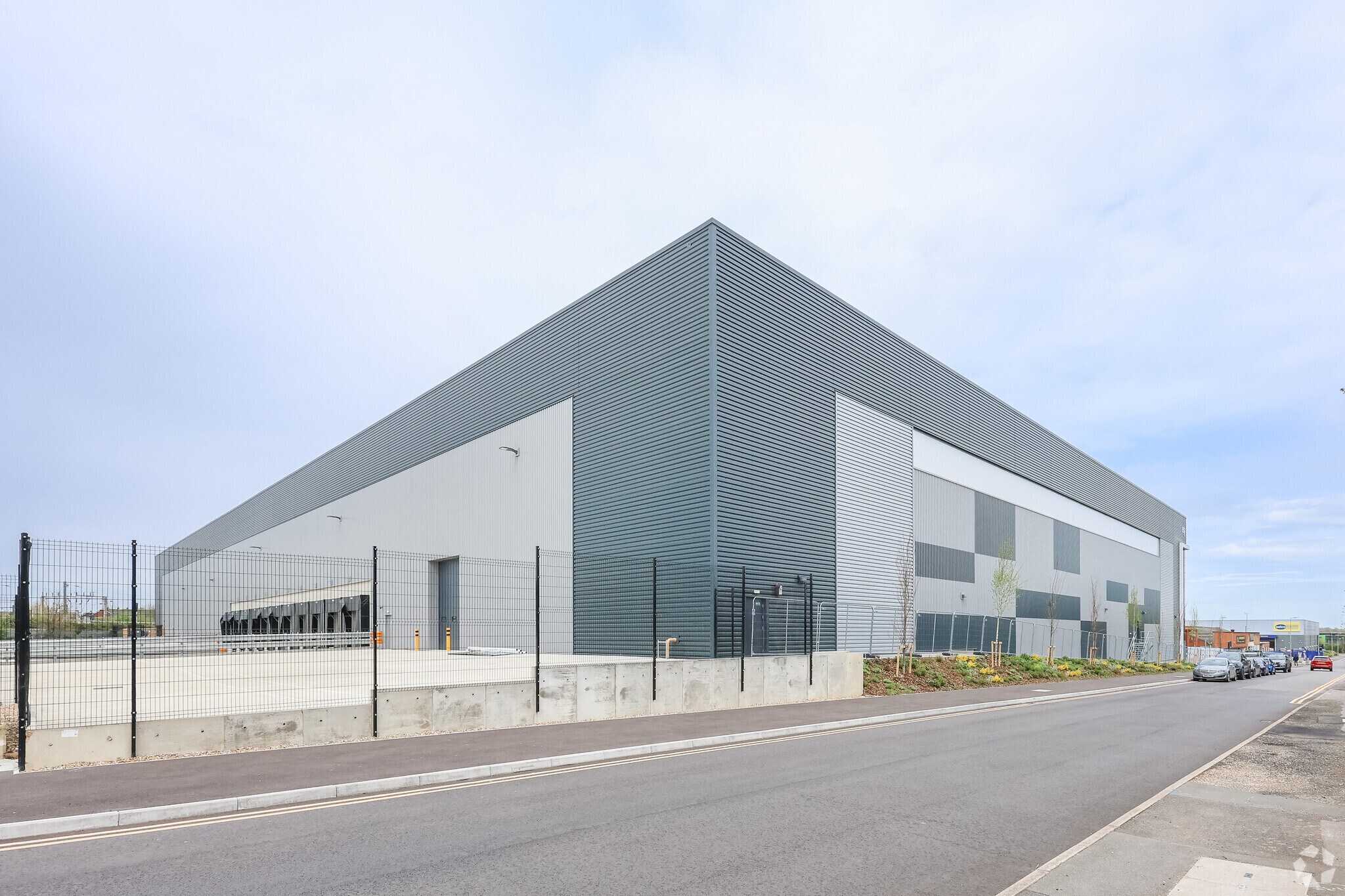 Third Av, Milton Keynes, BKM for Rent