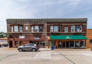 East Moline, IL Specialty - 609-615 15TH Avenue