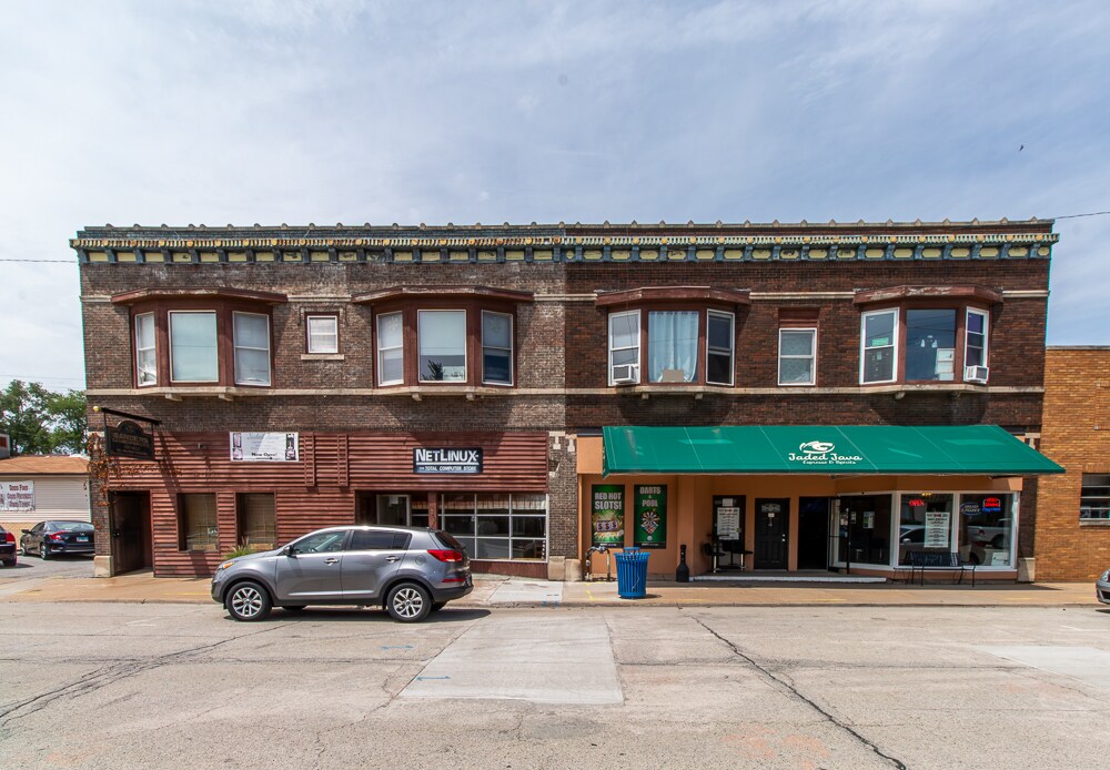 609-615 15TH Avenue, East Moline, IL for Sale