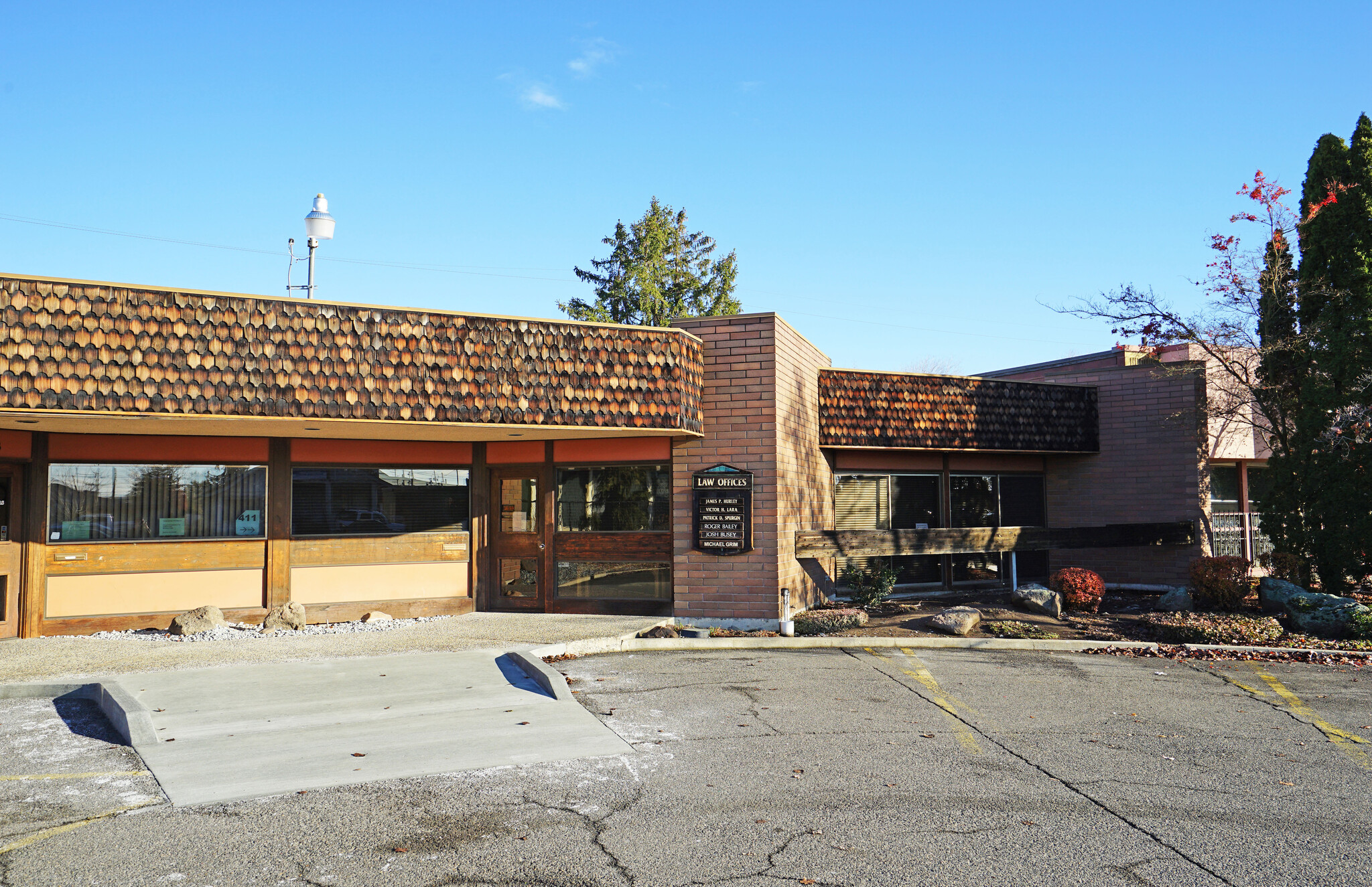 411-413 N 2nd St, Yakima, WA for Sale