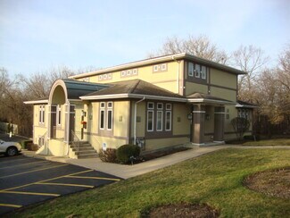 Clarendon Hills, IL undefined - 219 W 55th St