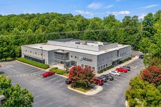 Cary, NC Veterinarian/Kennel - 1605 NW Maynard Rd