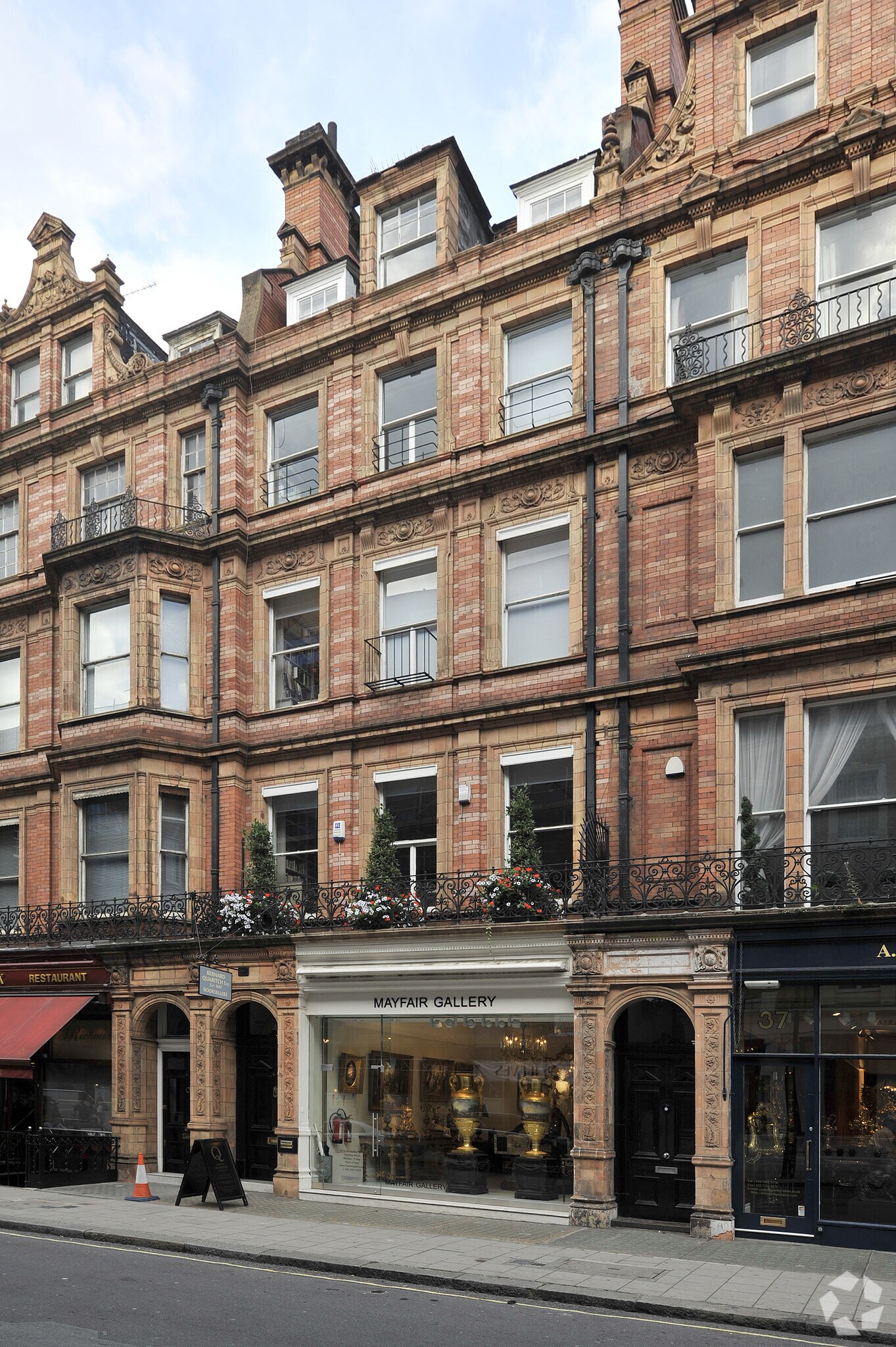 39-40 S Audley St, London, LND for Rent