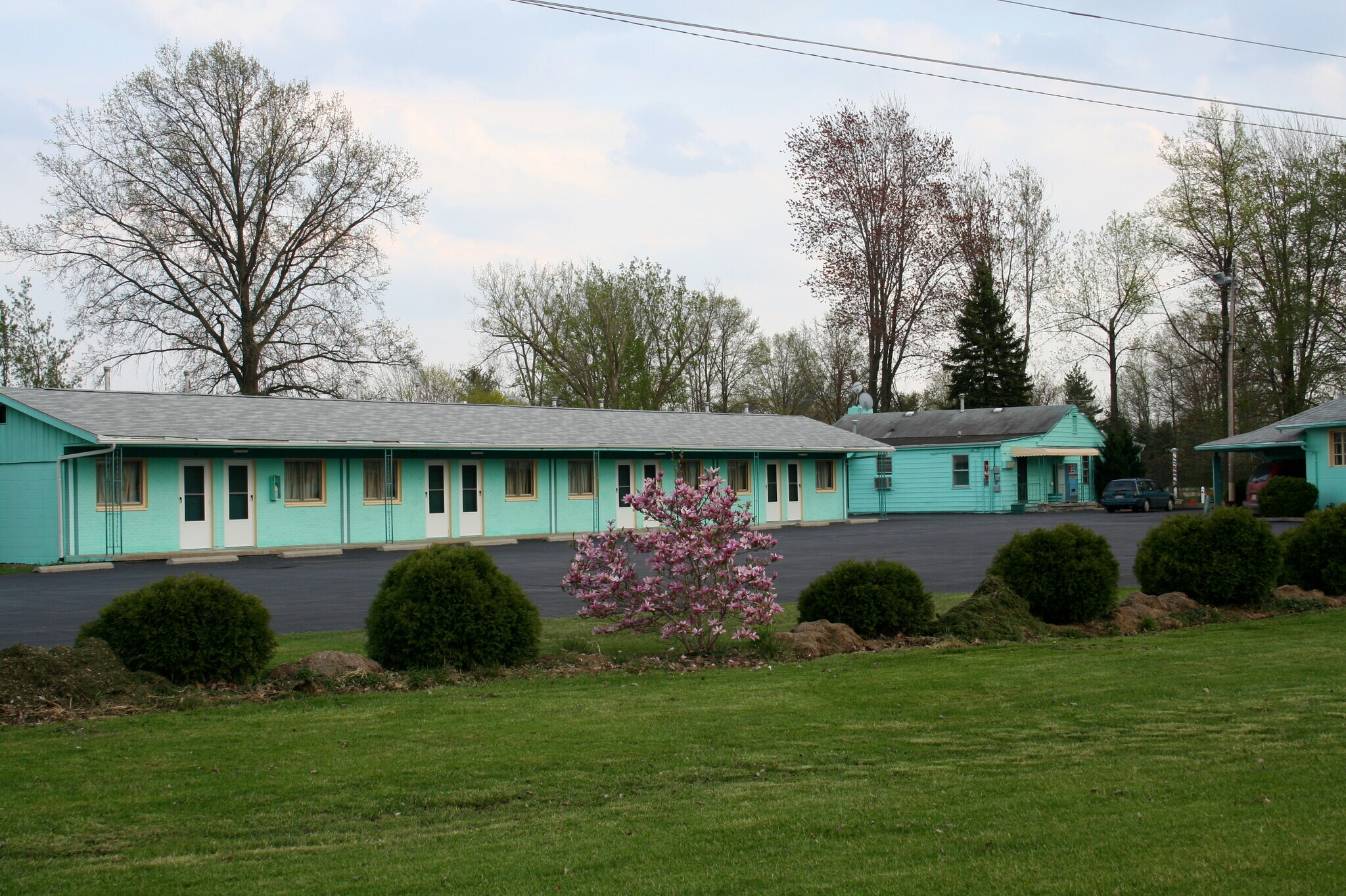 44077 Oberlin Elyria Rd Oberlin, OH 44074 Hospitality Property for