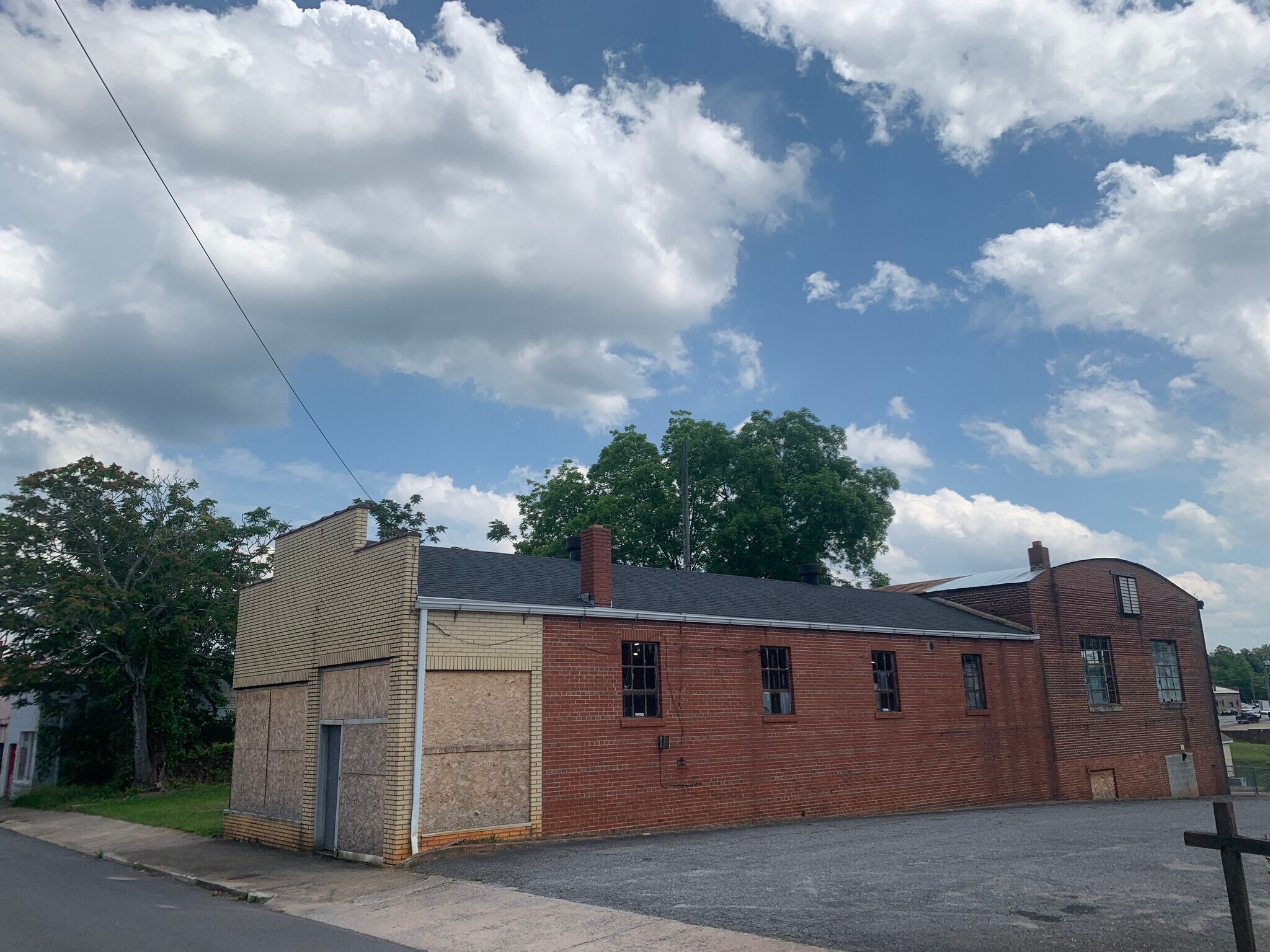215 W Church St, Anderson, SC for Rent