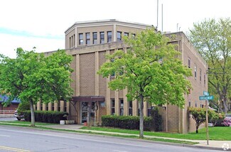 Massapequa, NY Office/Medical - 690 Broadway