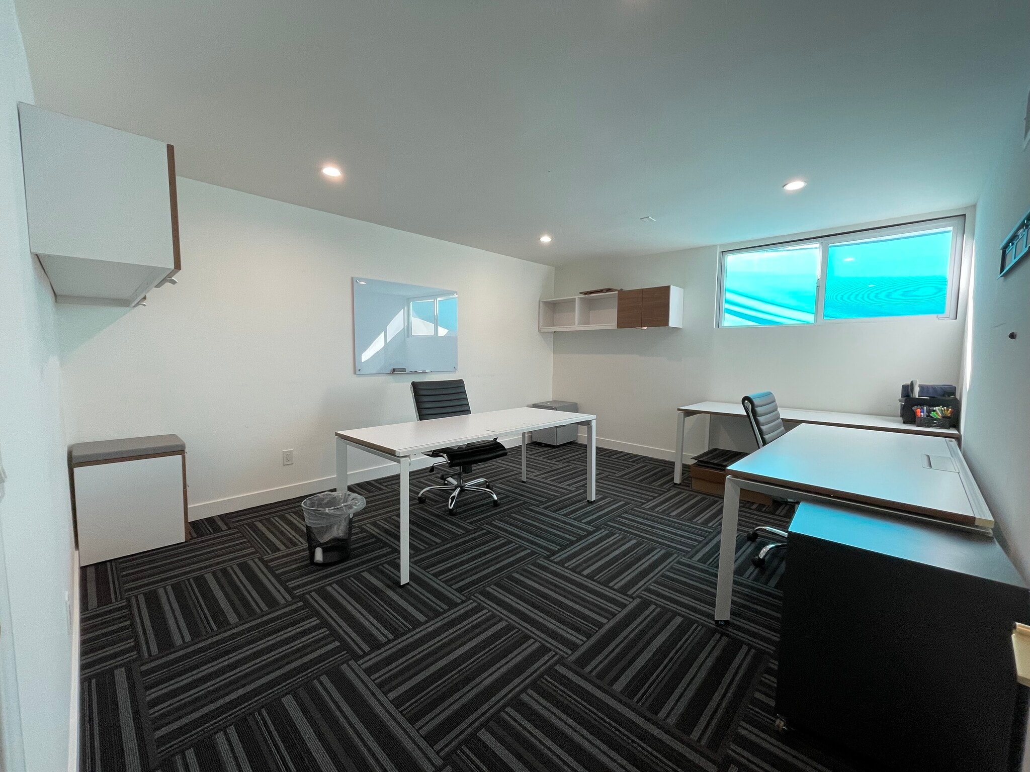 292-296 N Palm Canyon Dr, Palm Springs, CA for Rent