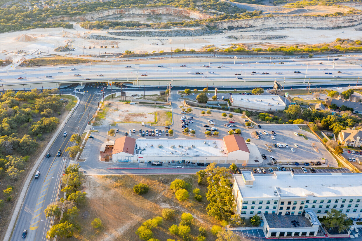 19314-19422 US Hwy 281, San Antonio, TX for Rent