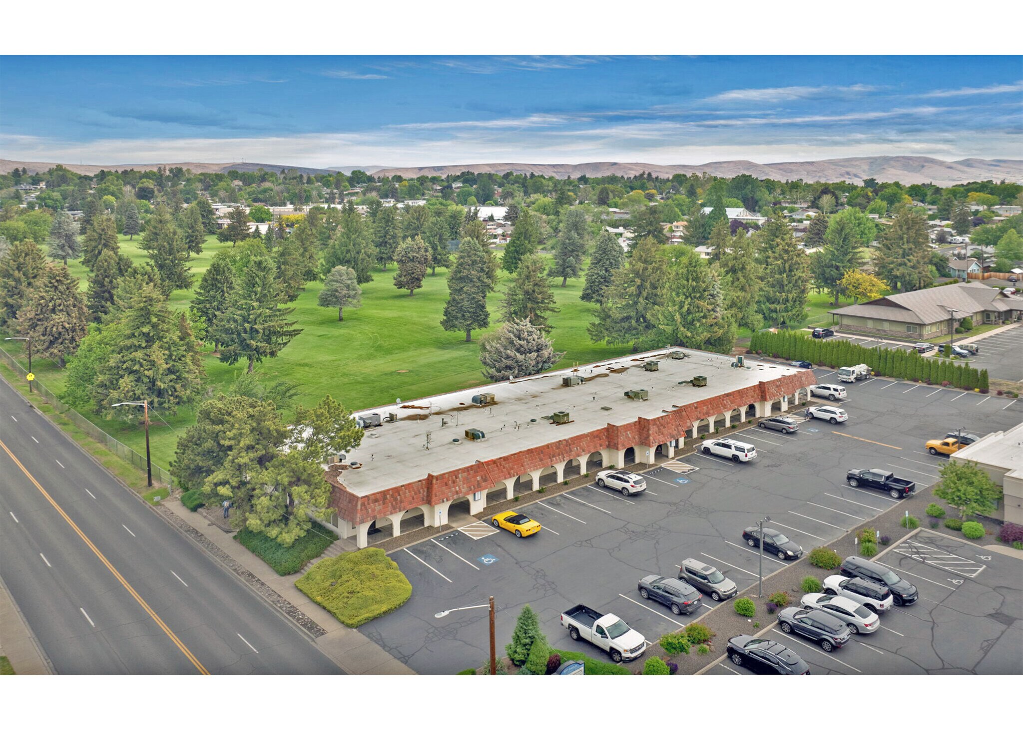 1015 S 40th Ave, Yakima, WA for Sale