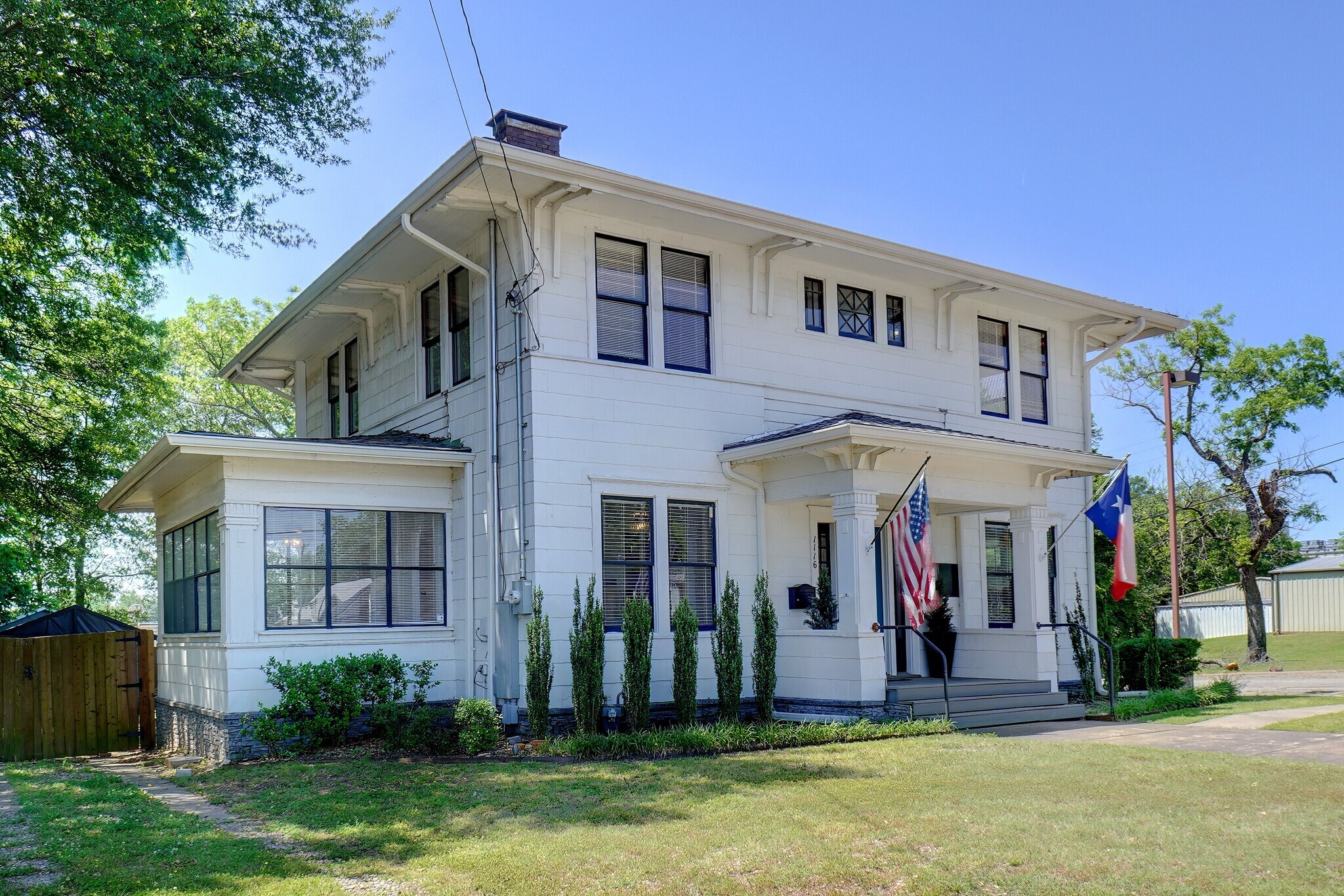 1116 Lamar Ave, Paris, TX for Sale