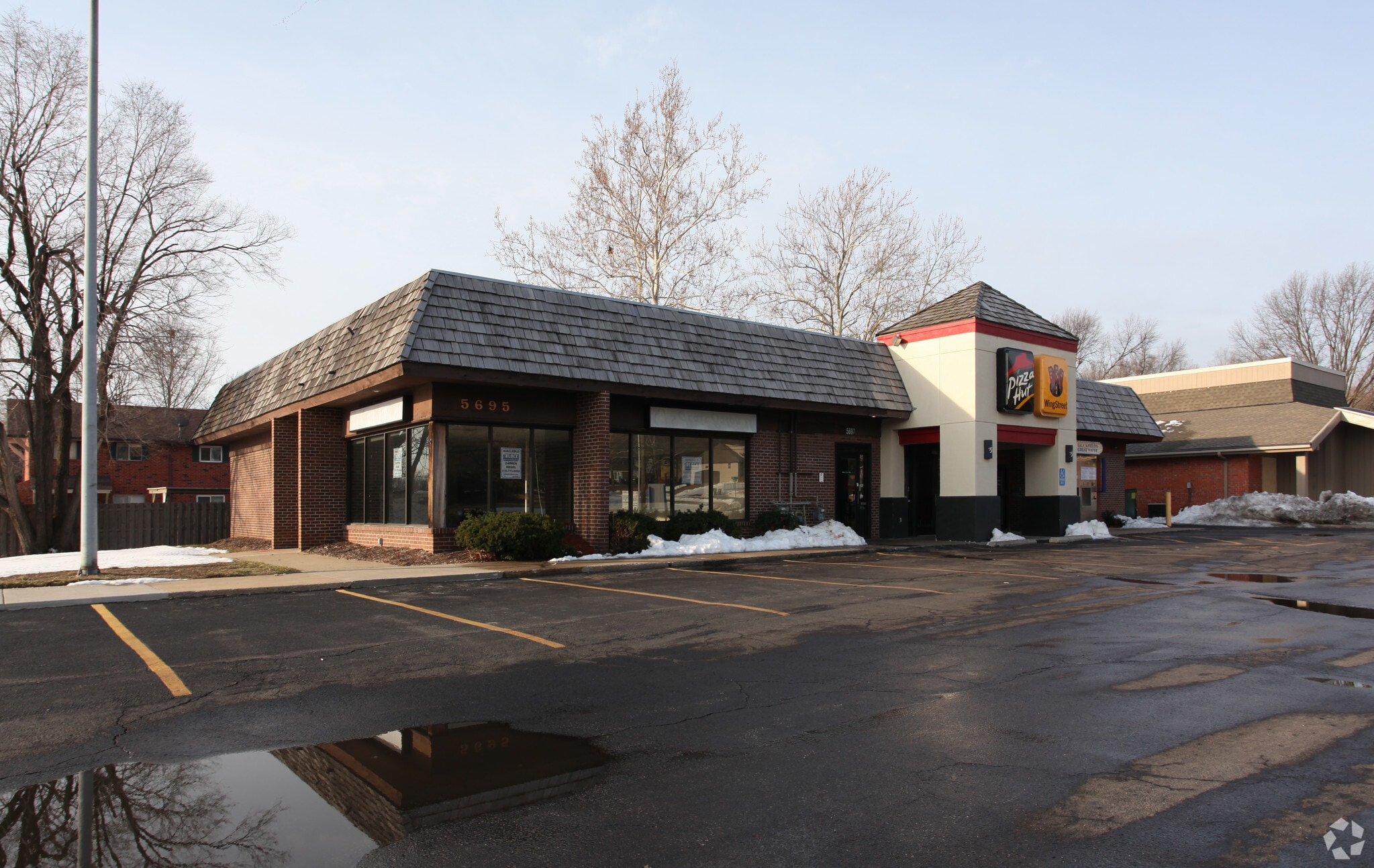 5695-5701 W 95th St, Overland Park, KS for Sale