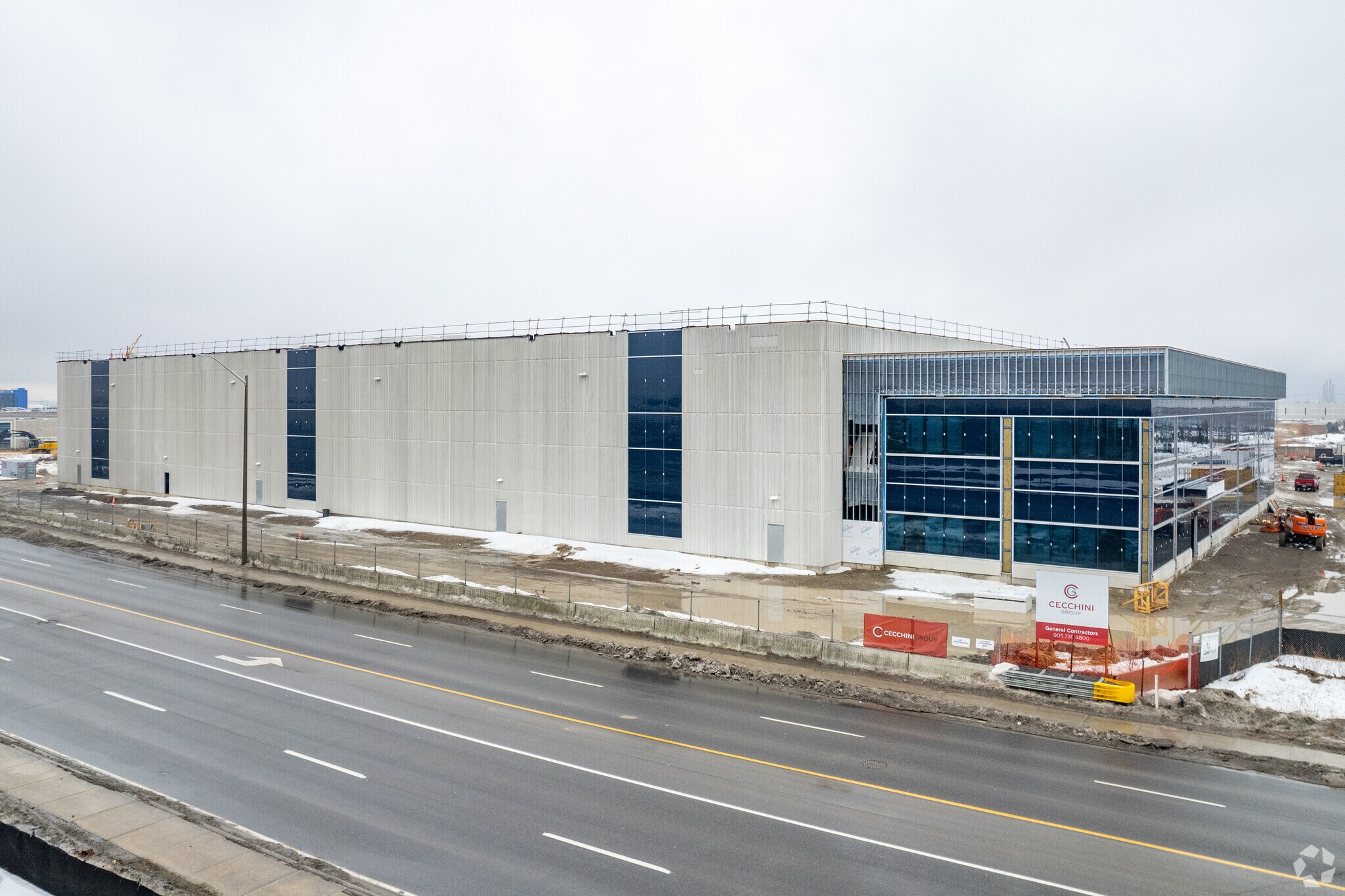 351 New Enterprise Way, Vaughan, ON for Rent