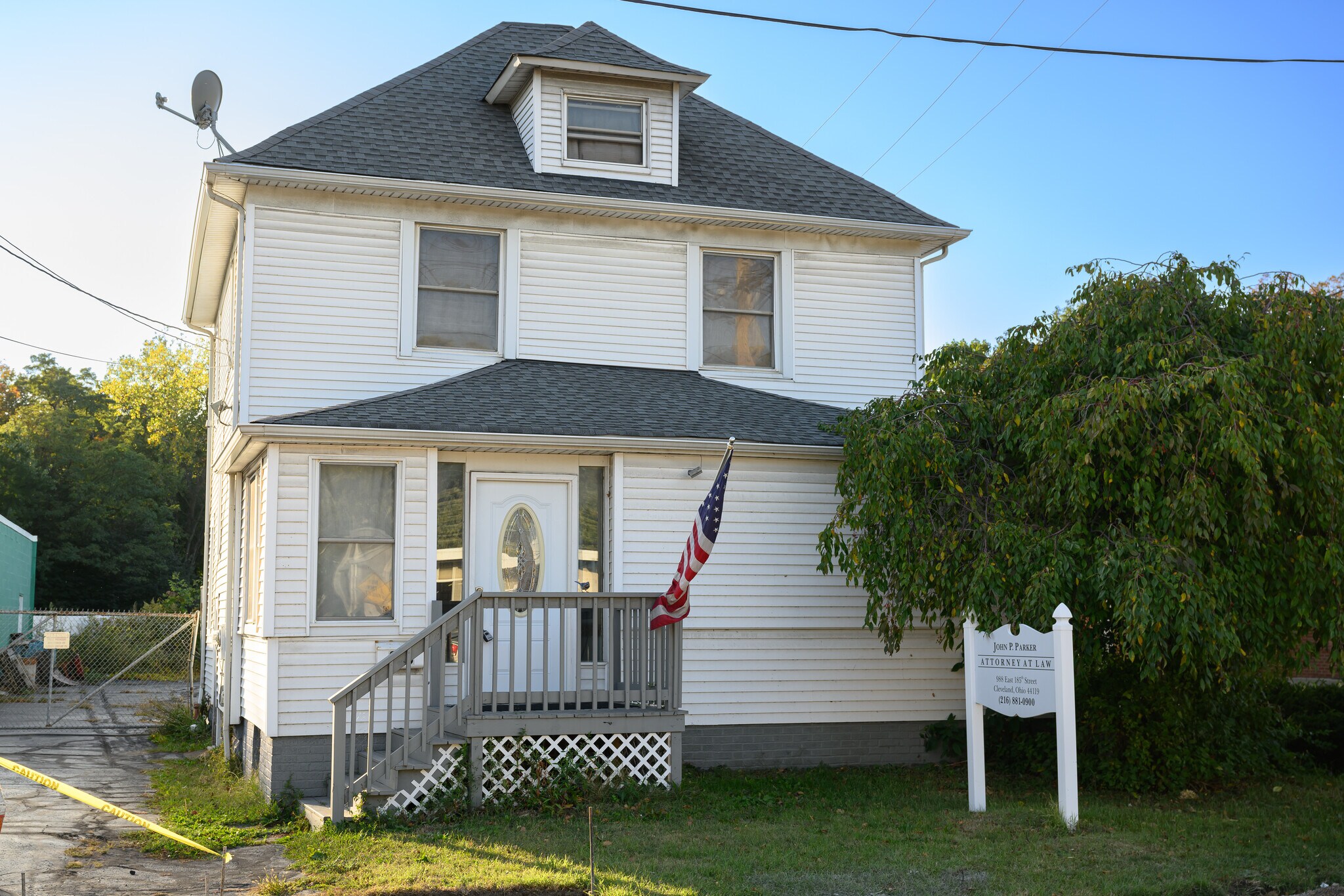 988 E 185th St, Cleveland, OH for Sale