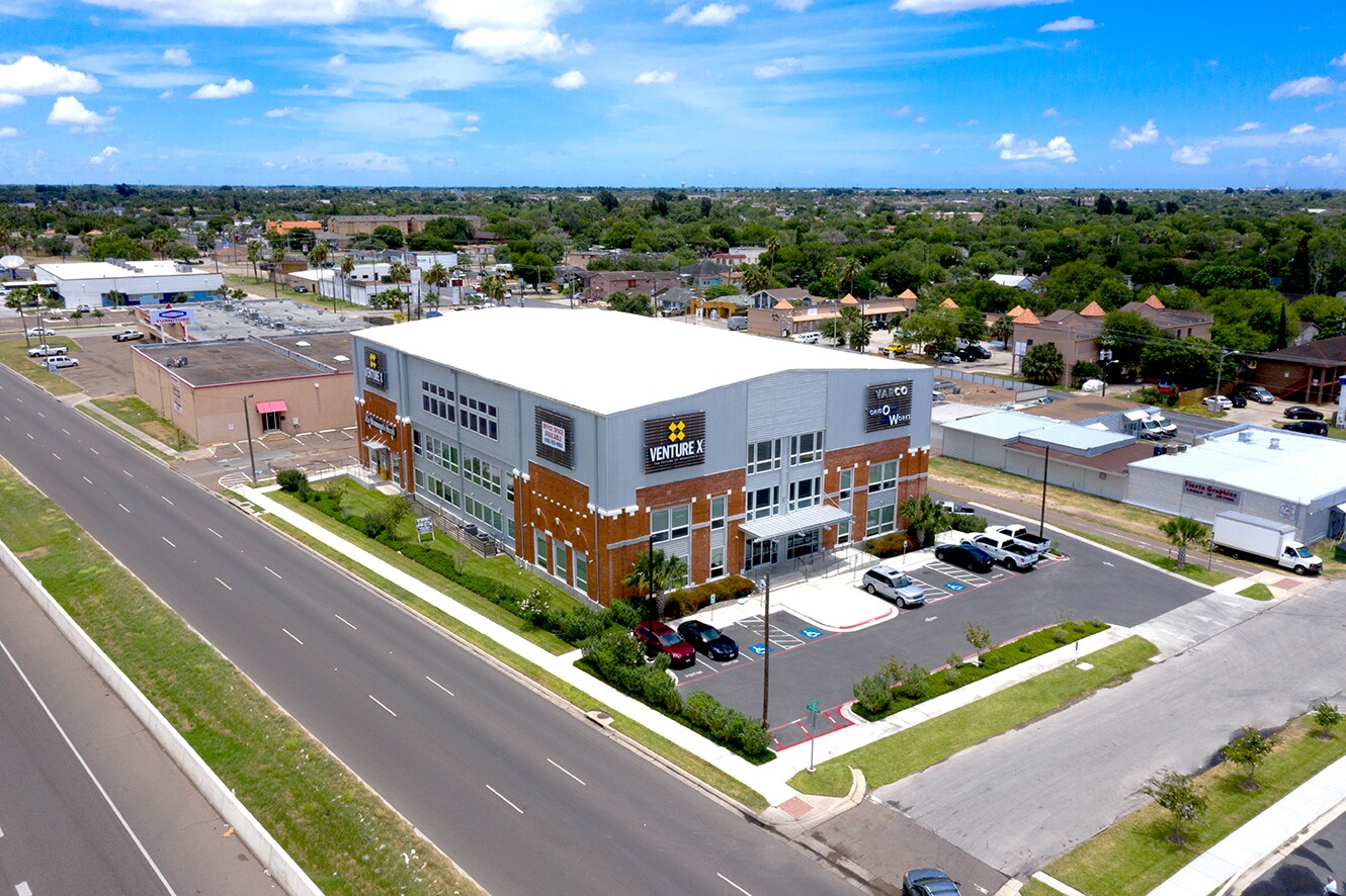 222 N Expressway Brownsville, TX 78521 Office Property for Lease on