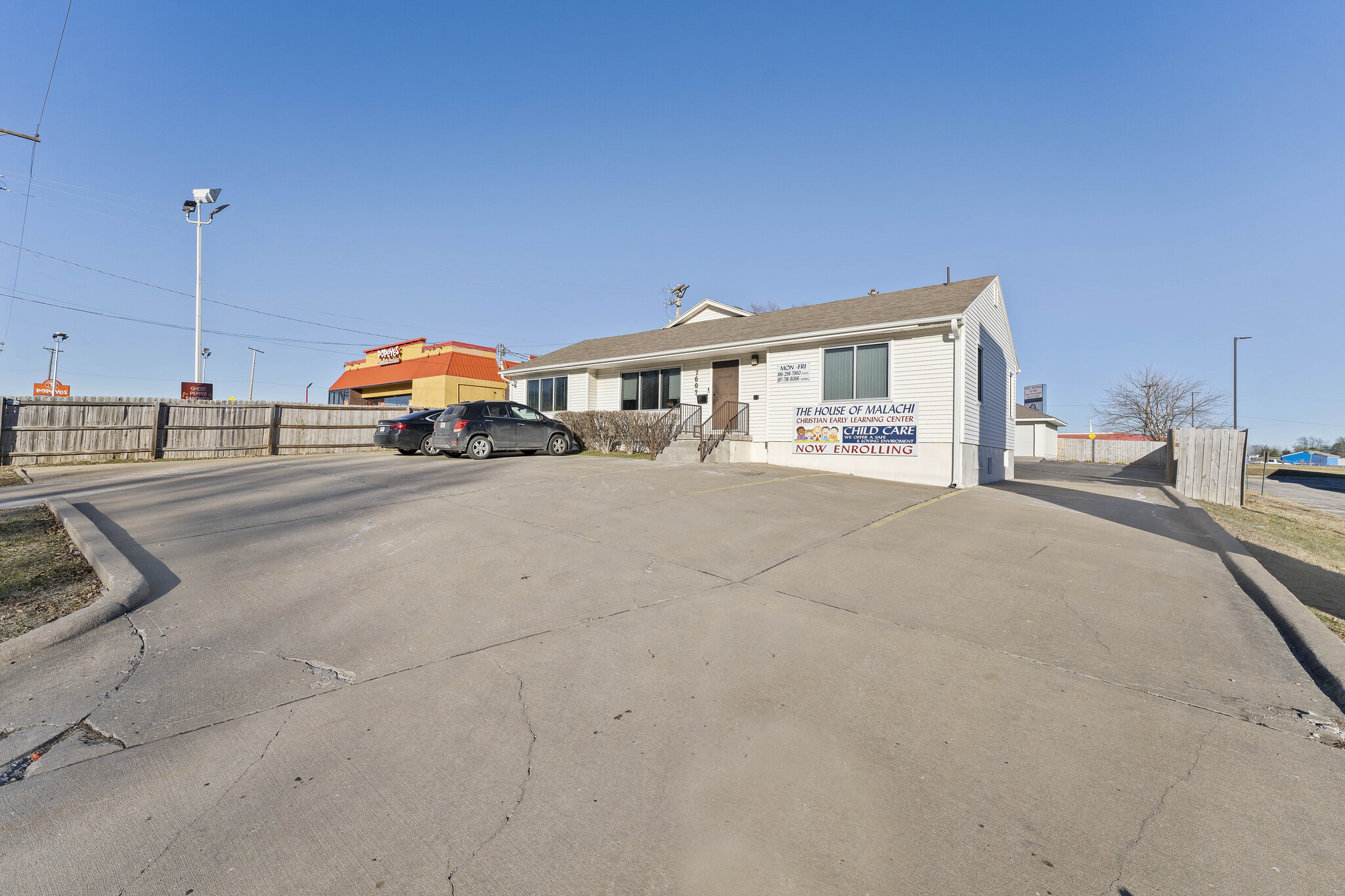 7607 Raytown Rd, Raytown, MO for Sale