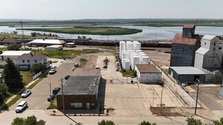 Williston, ND Flex - 103 1st St W