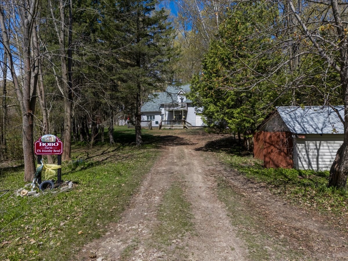 174 Freethy Rd, Wasaga Beach, ON for Sale