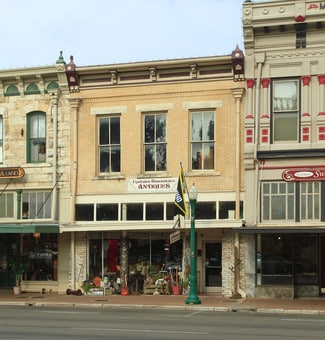 Georgetown, TX Storefront Retail/Office - 712 S Austin Ave
