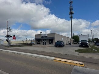 Bryan, TX Retail - 100 E 32nd St