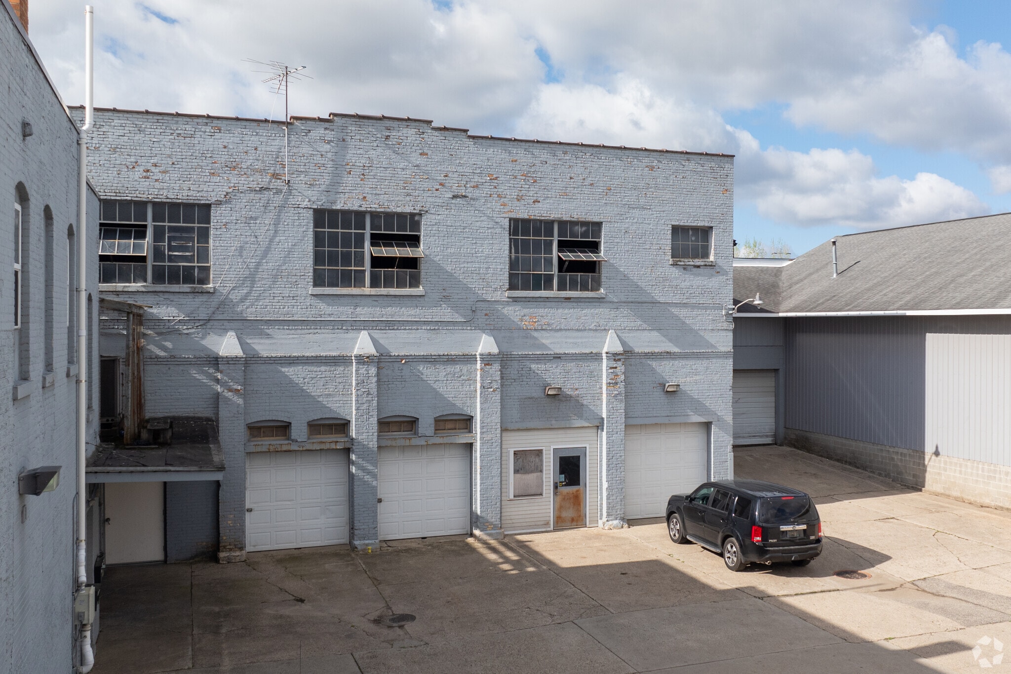 1035 Godfrey Ave SW, Grand Rapids, MI for Rent