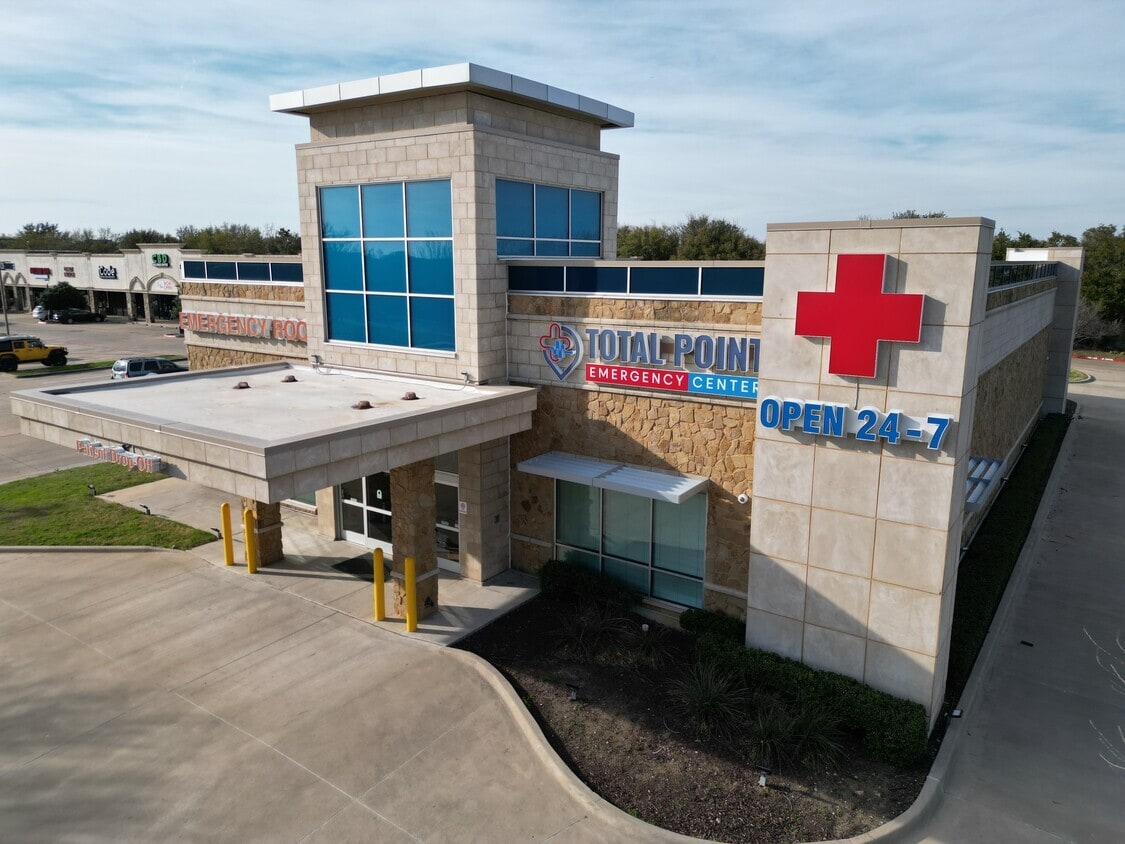 3220 Denton Hwy, Haltom City, TX for Sale