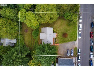 Portland, OR Residential Land - 909 SW Gaines St