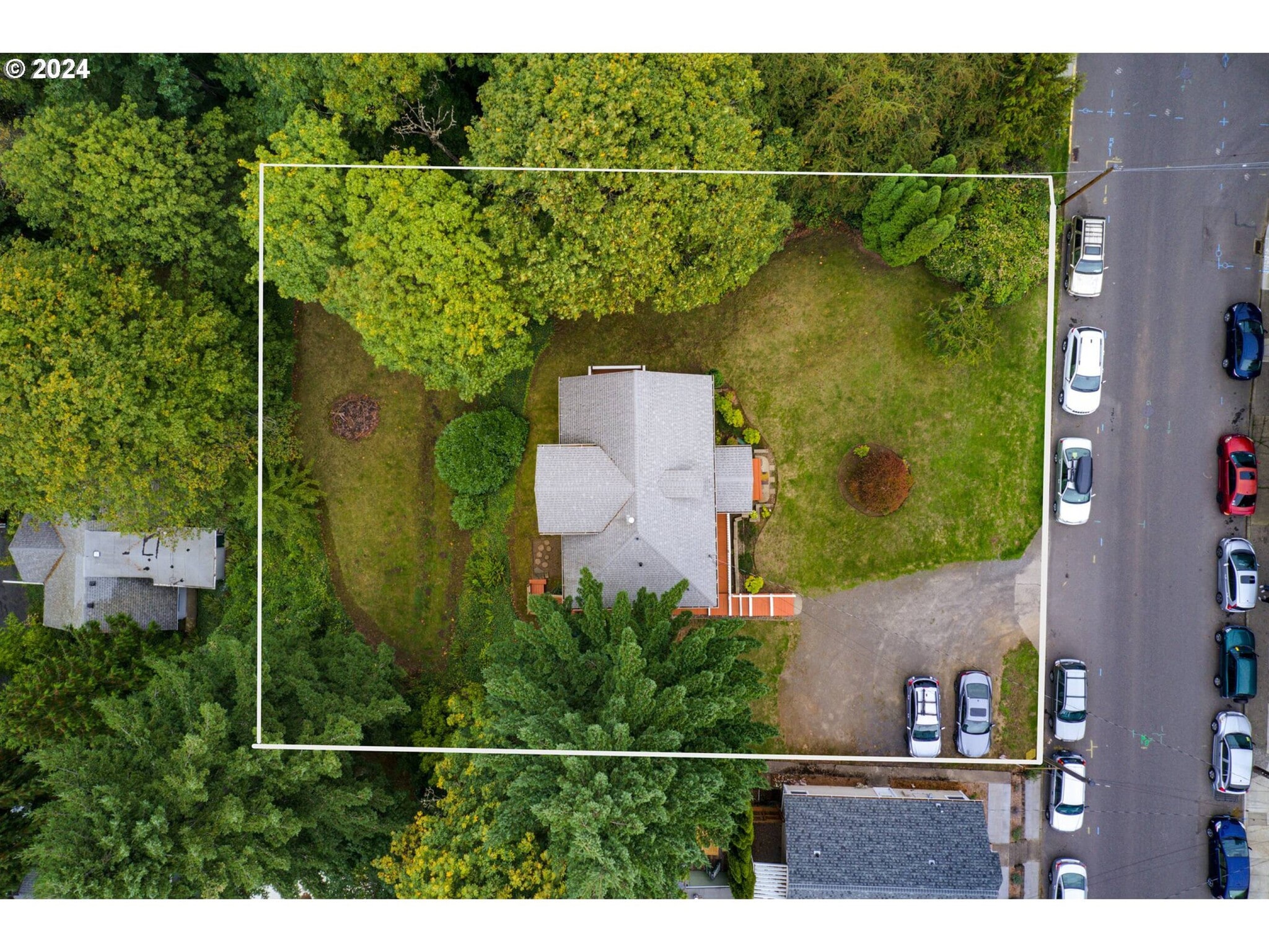 909 SW Gaines St, Portland, OR for Sale