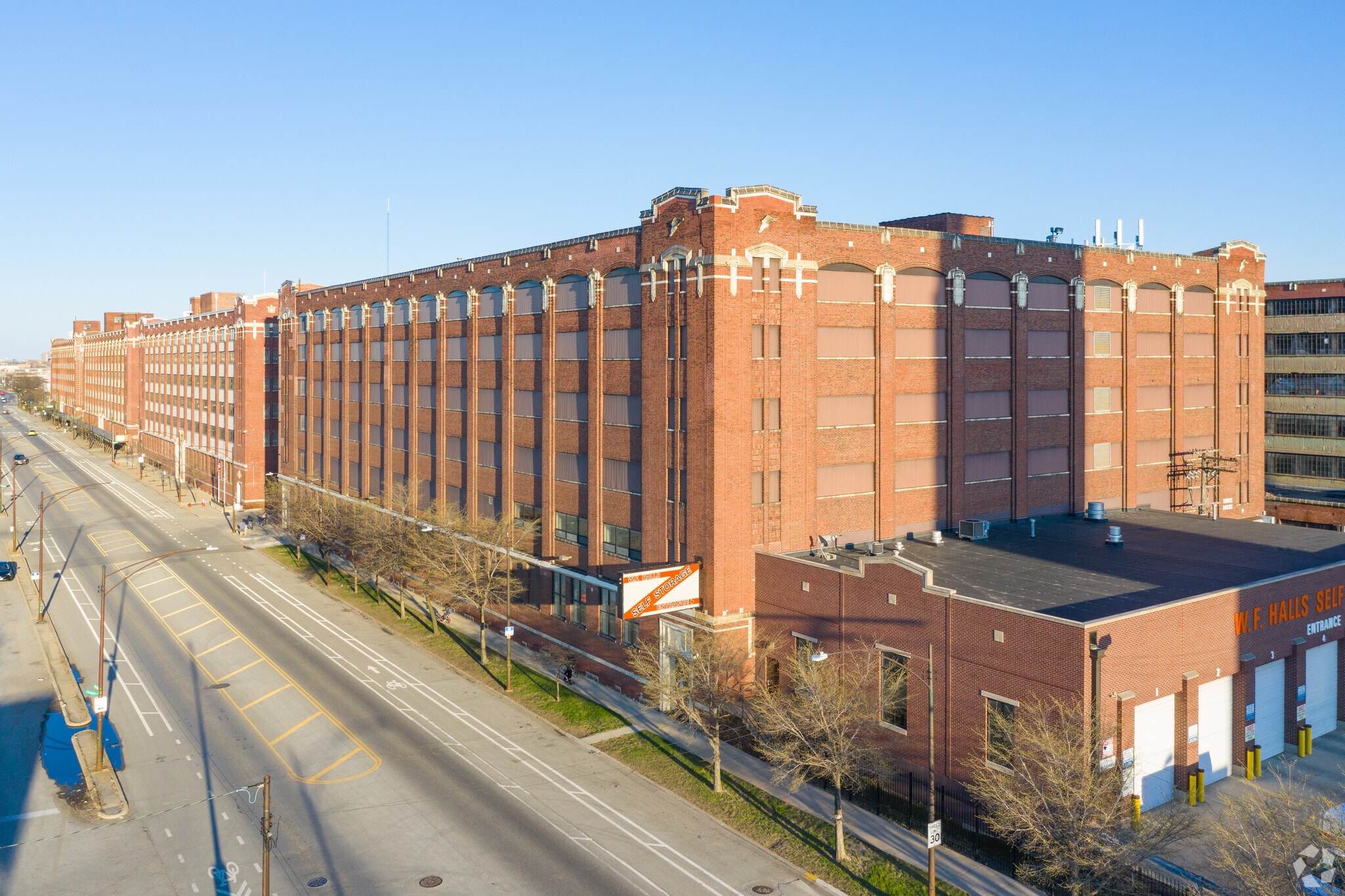1919 W Pershing Rd, Chicago, IL for Rent