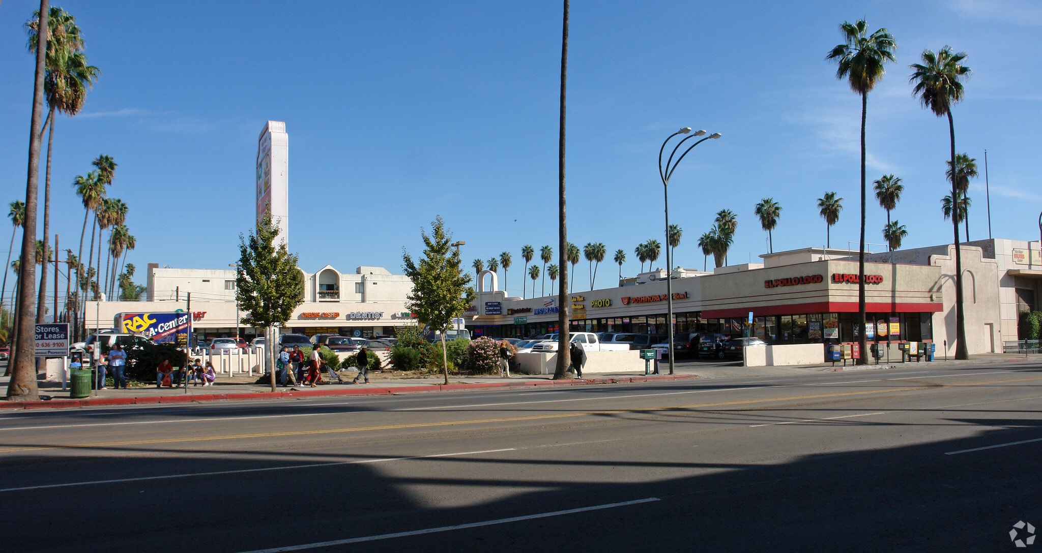 6558-6572 Van Nuys Blvd, Van Nuys, CA for Rent