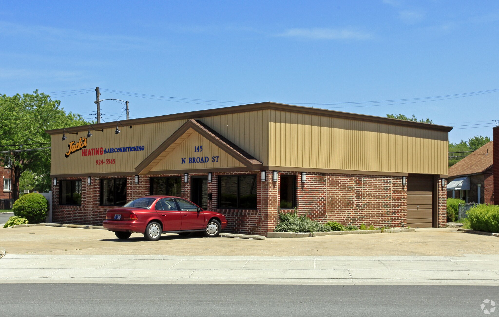 145 N Broad St Griffith, IN 46319 Office Property for Sale on