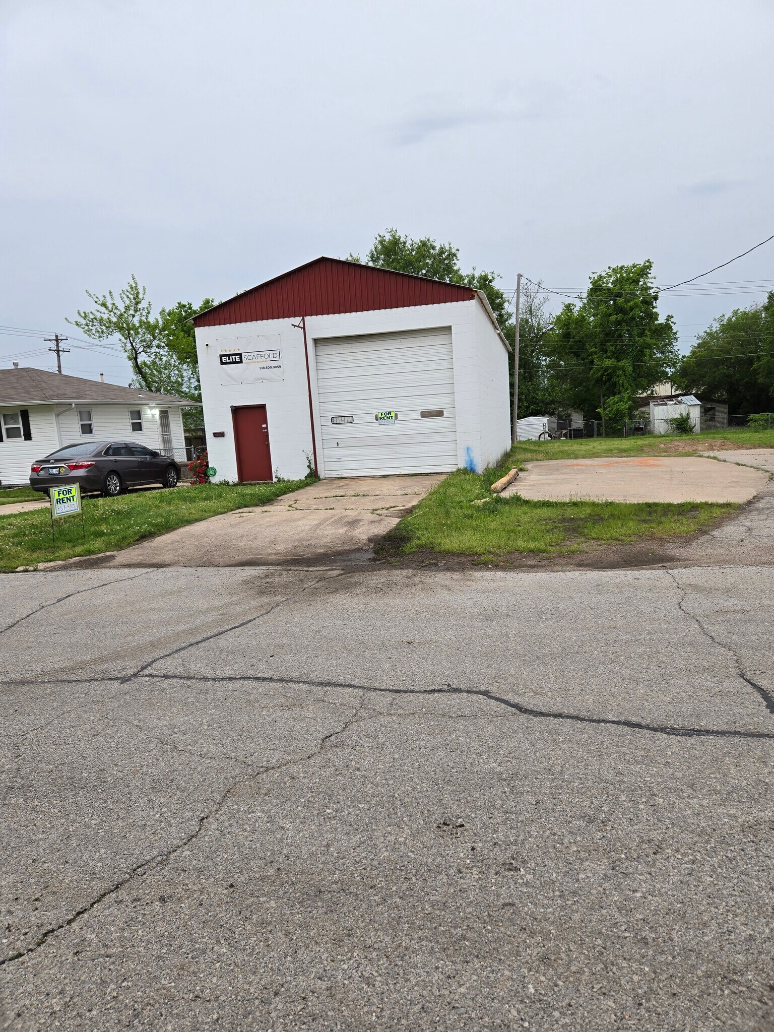 16 S Independence St, Sapulpa, OK for Rent