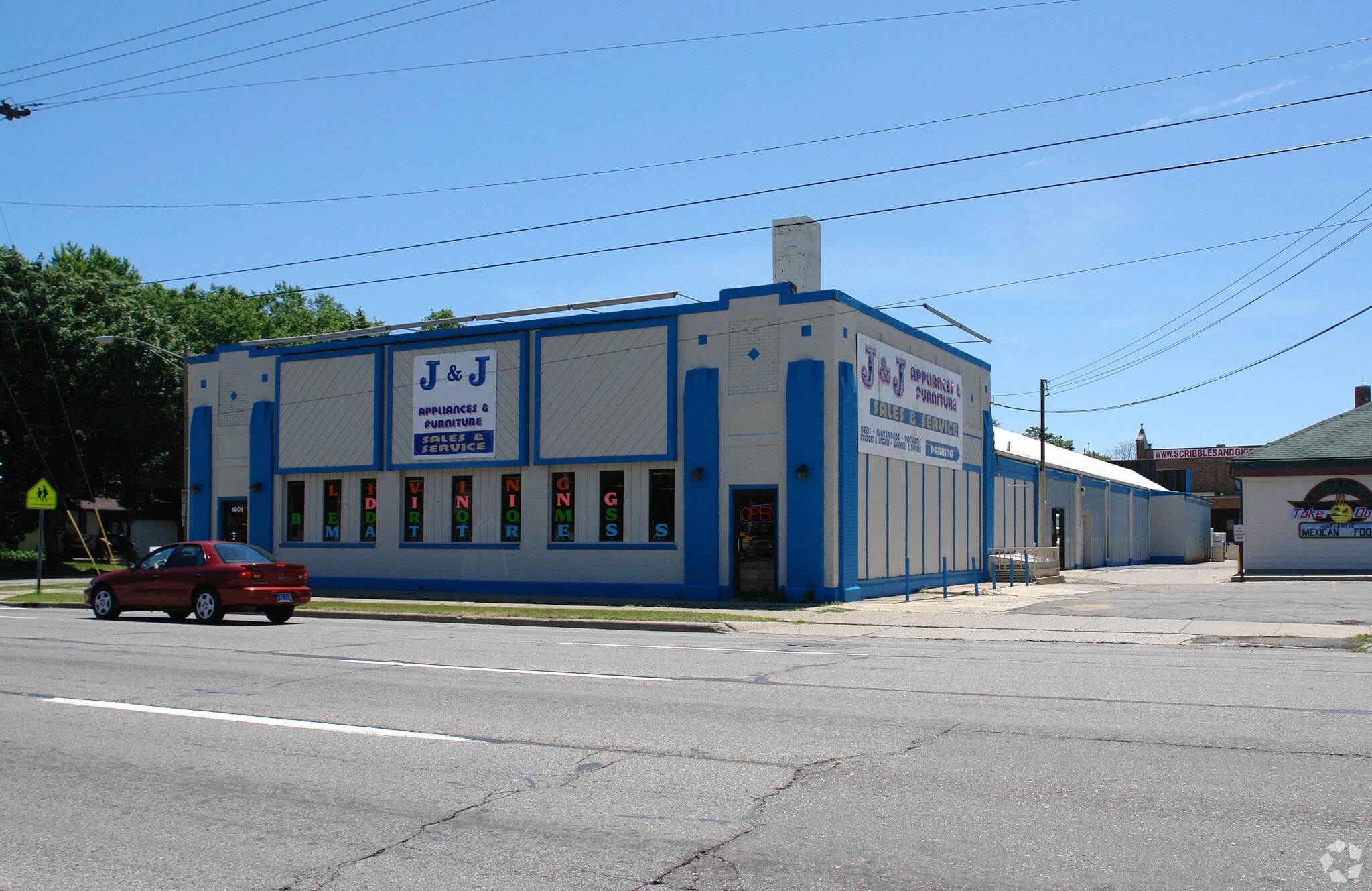1901 W Saginaw St, Lansing, MI for Sale