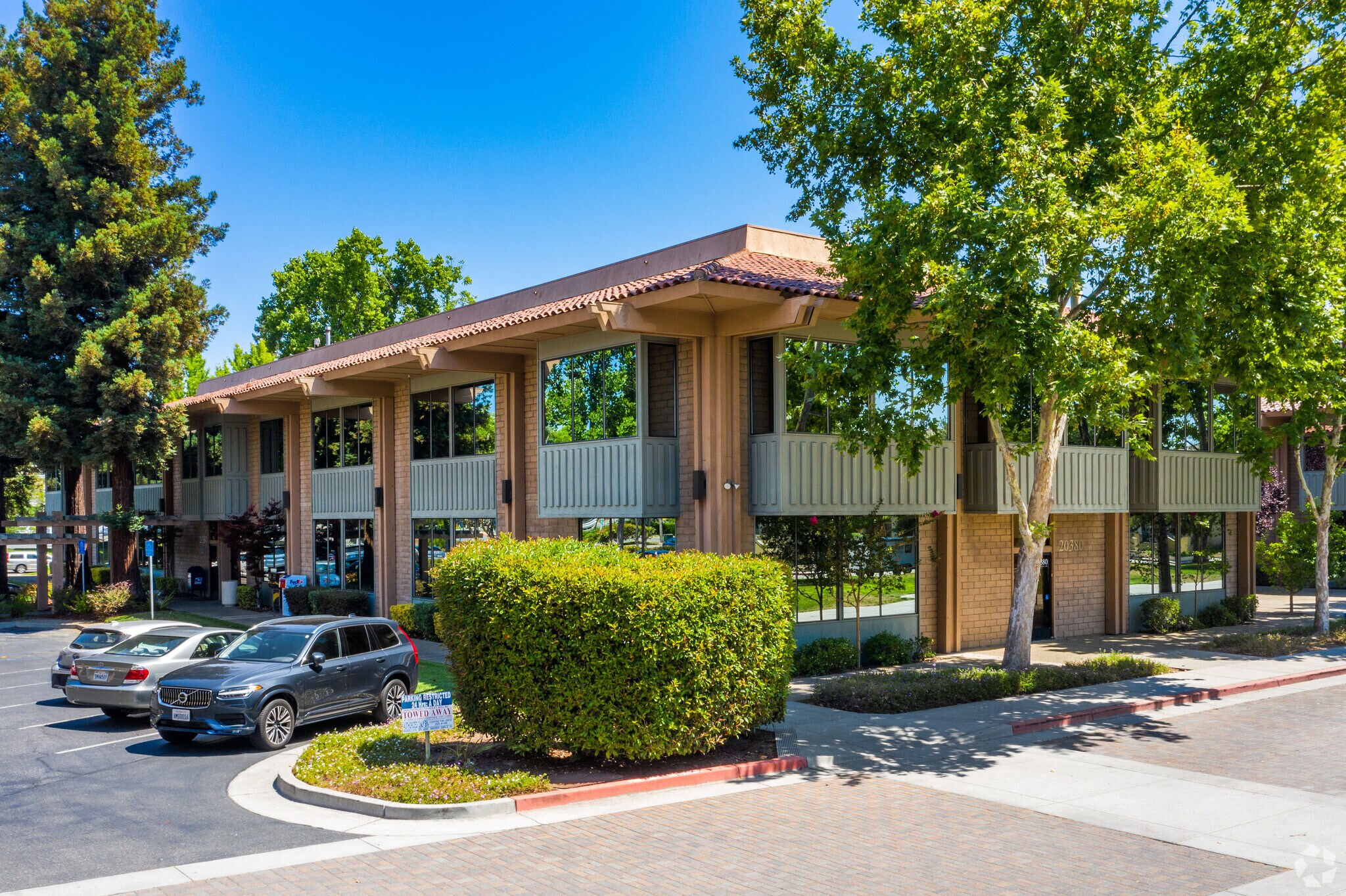 20380 Town Center Ln, Cupertino, CA for Rent