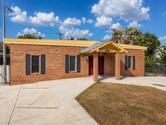 San Antonio, TX Light Distribution - 1842 Bandera Rd
