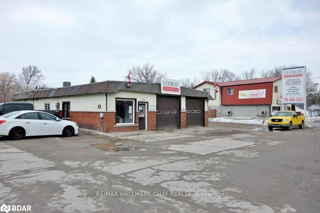 1258 Killarney Beach Rd, Lefroy, ON for Sale