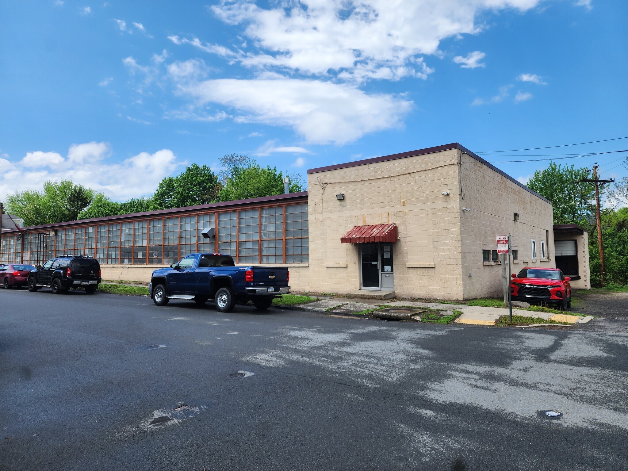 943 Sanderson Ave, Scranton, PA for Sale