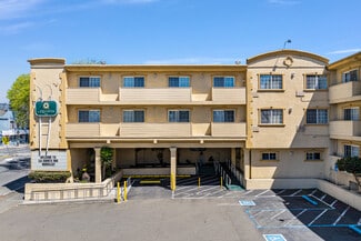Berkeley, CA Hospitality - 920 University Ave